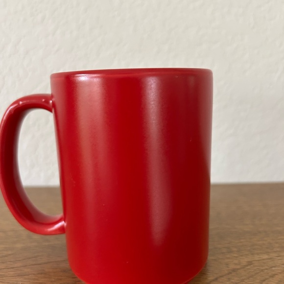 Design Pac Red Mug - Picture 2 of 3